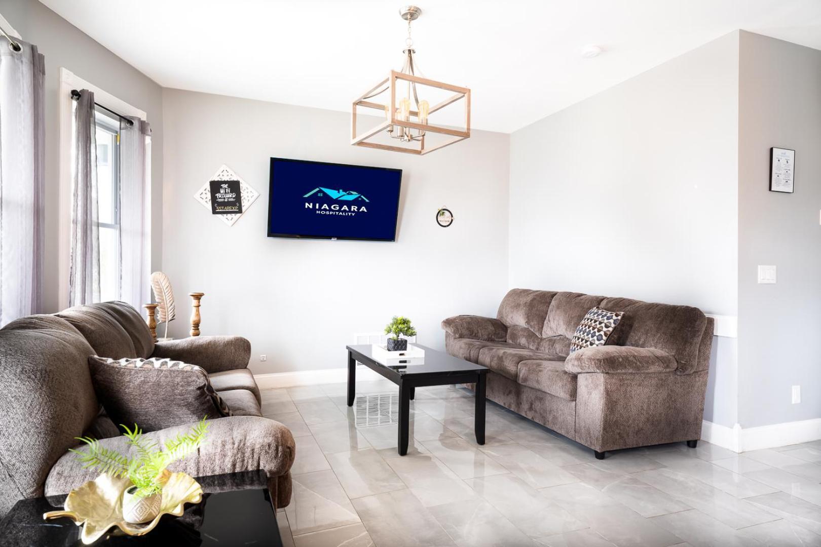 Large-Group Ready 8Br Home Near Niagara Falls & Casino Eksteriør billede